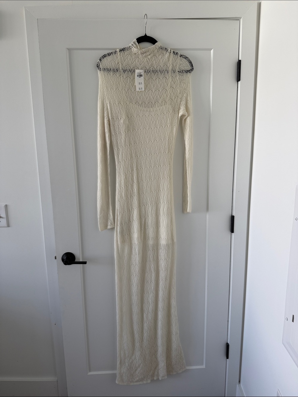 NWT Women's Cream Long Sleeve Knit Maxi Dress